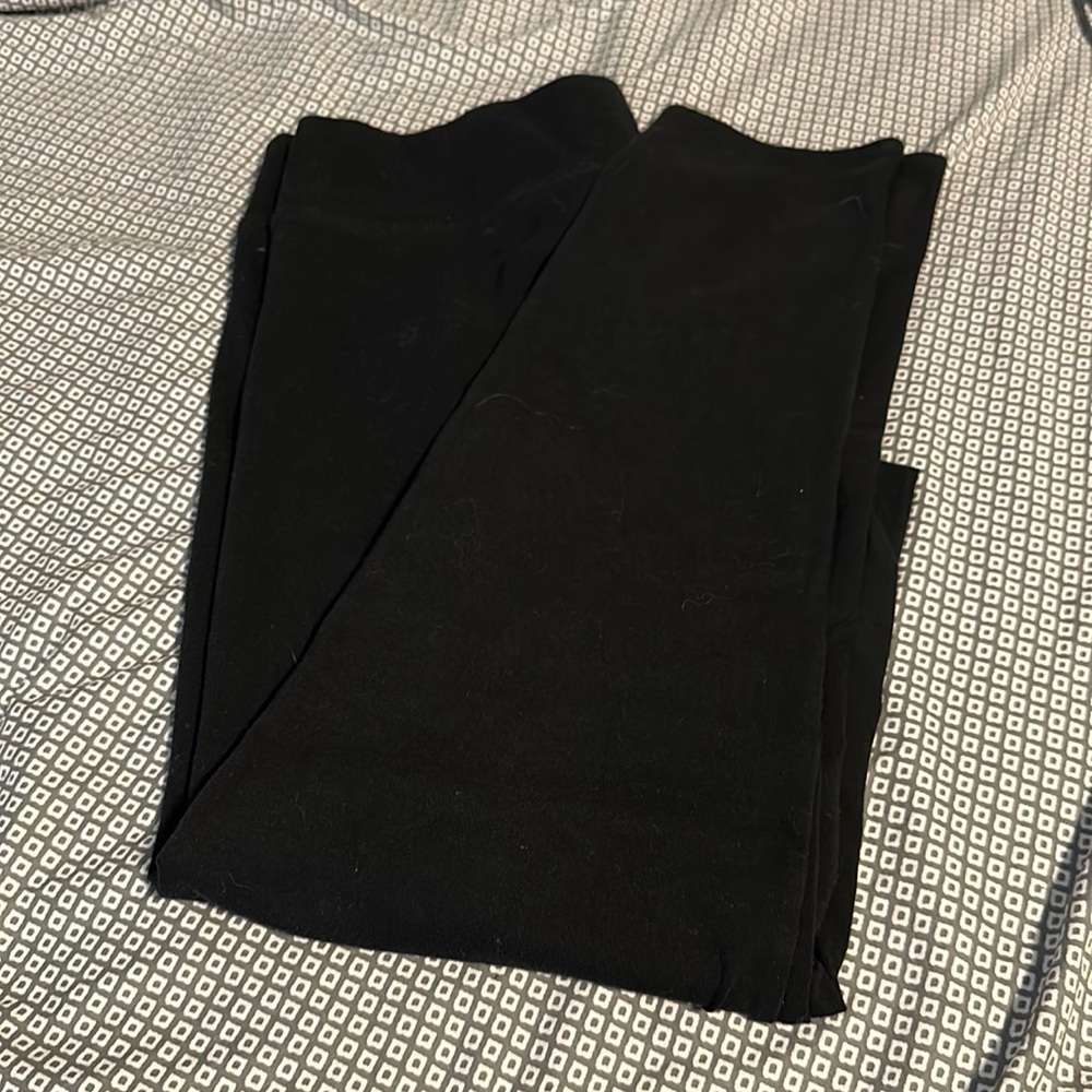 Black leggings